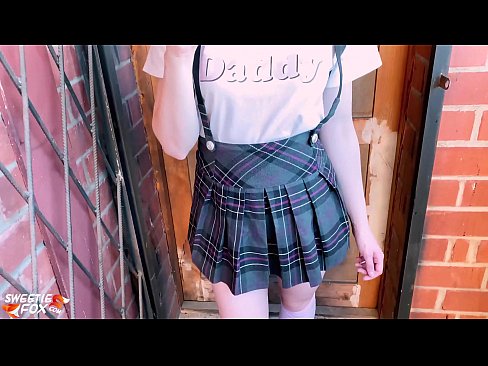 ❤️ Schoolgirl Mengisap penisnya dalam-dalam dan meniduri alih-alih kelas. ❤❌ Rusia porno di id.xxxtun.ru ️❤