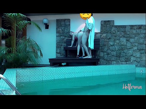 ❤️ Bos mengundang pelayan ke kolam renang, tetapi tidak bisa menahan panas ❤❌ Rusia porno di id.xxxtun.ru ️❤